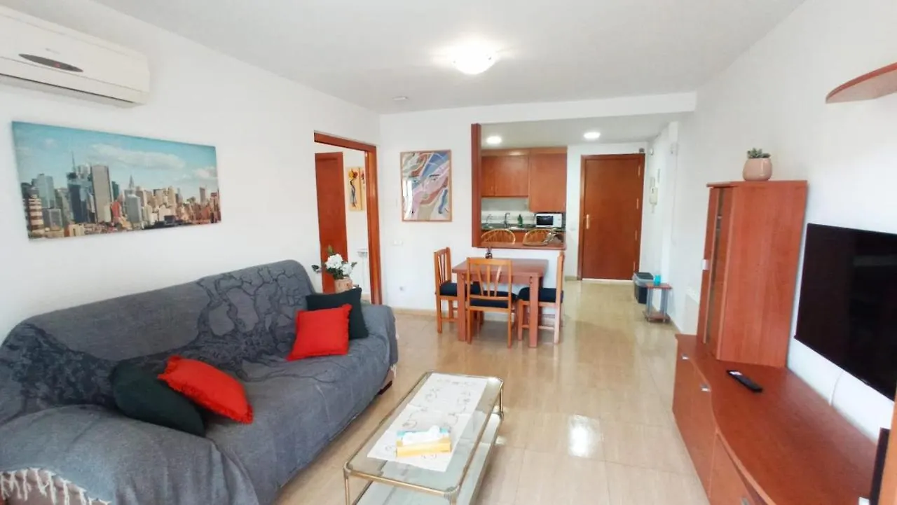 Apartment 50M From The Beach By Lofties Pineda de Mar