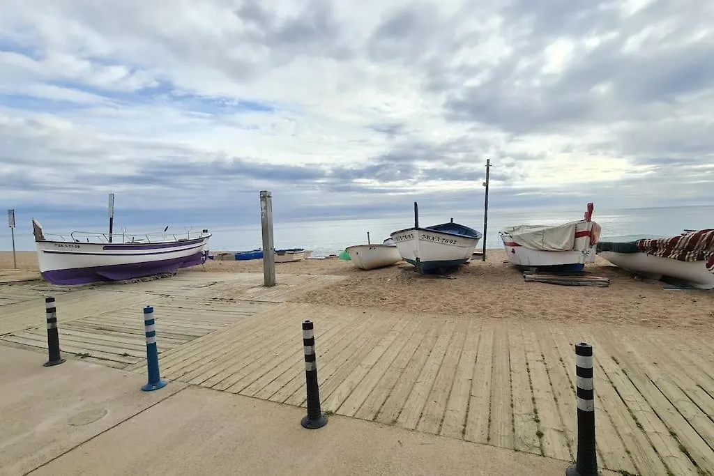 Apartment 50M From The Beach By Lofties Pineda de Mar